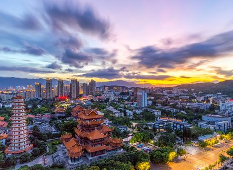 福建，东南沿海的璀璨明珠闪耀之地