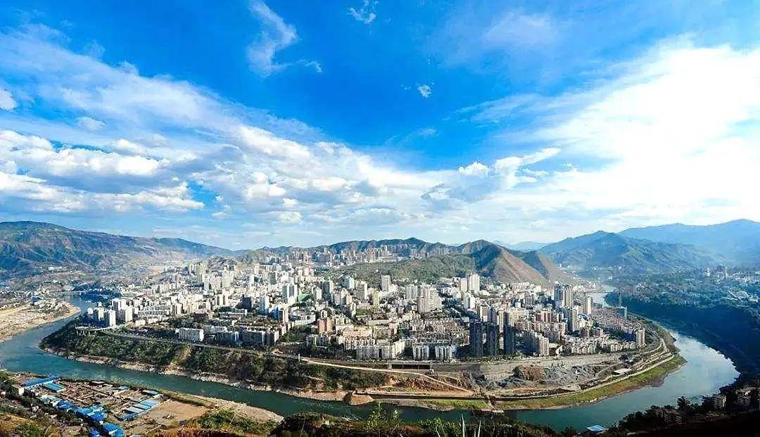 蜀道难，四川山水之险，古韵绵延