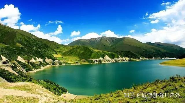 高原绿梦，青海绿色发展新篇章